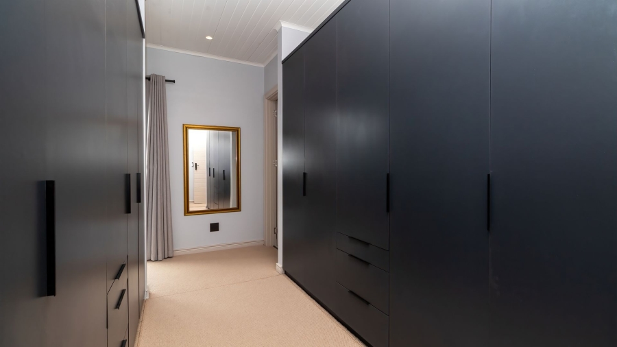 5 Bedroom Property for Sale in Pezula Private Estate Western Cape